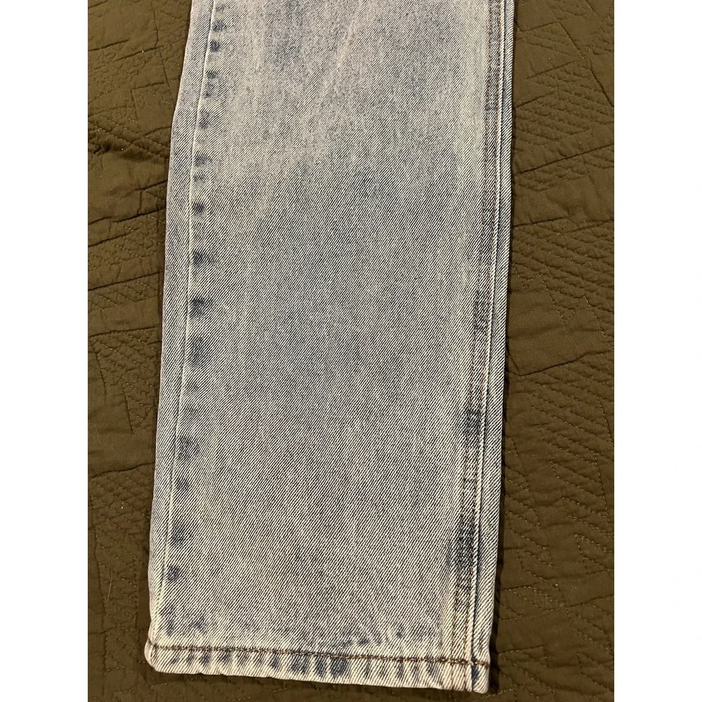 Dissh Women's Blue Jeans Size 8 See Measurements Button Fly‎